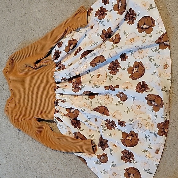 Two Girls Dresses size 4-5 and 4T - Picture 4 of 7